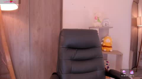 Danielle Rose online show from 11.13.25