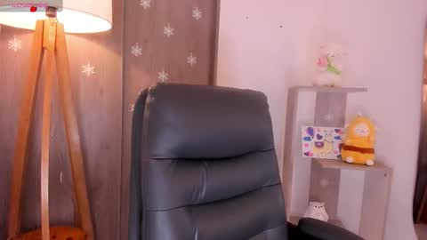 Danielle Rose online show from 02.24.26