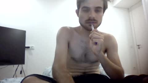 Snapshot of danievio21 chatting on 06.16.26 danievio21 online show from 06.16.26