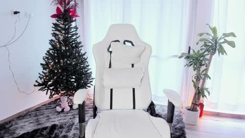 Daniela  online show from 12.27.24