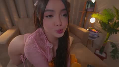 Snapshot of danii_xoxo chatting on 02.27.26 online show from 02.27.26