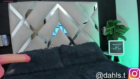 Danika Dahl online show from 05.01.26