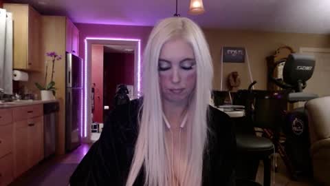 DanikaWhite69 online show from 12.09.24