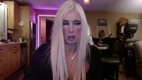 DanikaWhite69 online show from 01.12.25