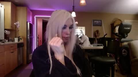 DanikaWhite69 online show from 01.21.25