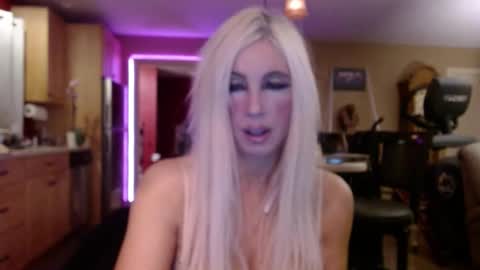 DanikaWhite69 online show from 02.05.25