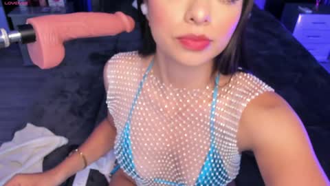 Dani Phonenix online show from 12.05.24
