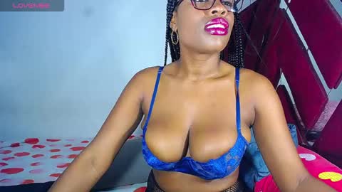 danisabrownn online show from 10.15.25