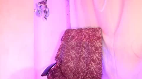 danita_veelz online show from 11.28.25