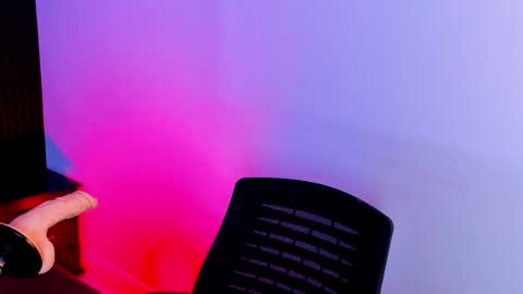 Dani whatson online show from 09.26.25