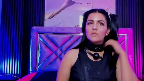 Dani whatson online show from 10.16.25