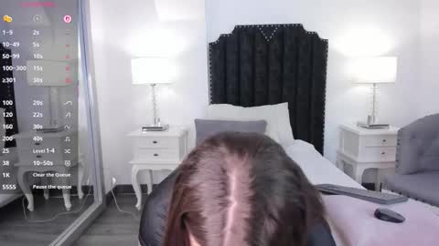 Danna online show from 09.30.25