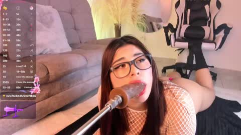 danna_adams1 online show from 02.28.25