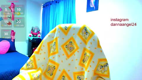 Danna online show from 11.15.25