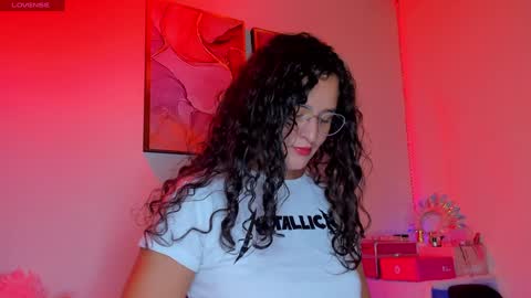 Danna Lovs online show from 01.02.25