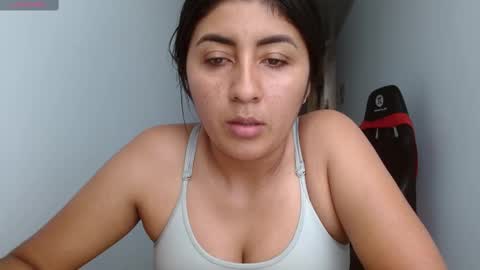 Snapshot of danna_peterson chatting on 09.29.25 Danna online show from 09.29.25