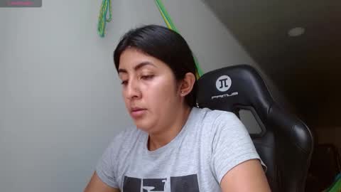 Snapshot of danna_peterson chatting on 10.23.25 Danna online show from 10.23.25