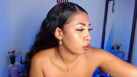Snapshot of danna_schmidt23 chatting on 02.17.25 Danna online show from 02.17.25