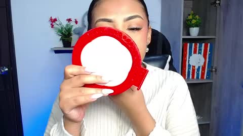 Danna online show from 04.22.26