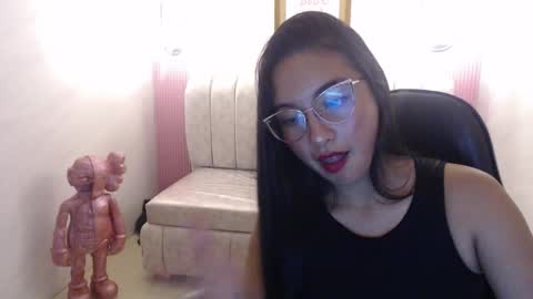 Snapshot of danna_sweet_s chatting on 10.23.25 danna_sweet_s online show from 10.23.25