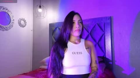 Danna  online show from 12.23.25