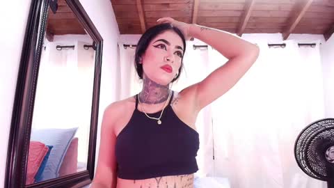 Snapshot of dannaberlin chatting on 01.28.25 Danna Berlin  online show from 01.28.25