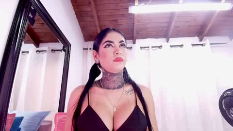 Snapshot of dannaberlin chatting on 02.04.25 Danna Berlin  online show from 02.04.25