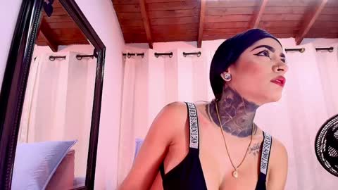 Snapshot of dannaberlin chatting on 02.08.25 Danna Berlin  online show from 02.08.25