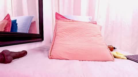 Snapshot of dannaberlin chatting on 02.12.25 Danna Berlin  online show from 02.12.25