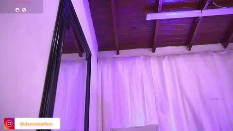 Snapshot of dannaberlin chatting on 09.11.25 Danna Berlin  online show from 09.11.25