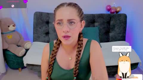 Snapshot of dannacouper_ chatting on 03.30.26 Danna online show from 03.30.26