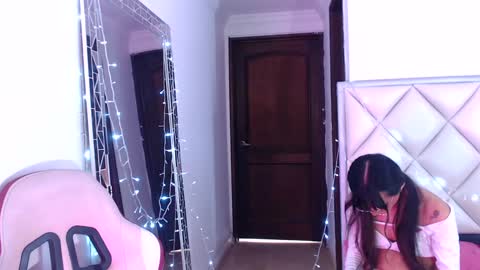 Dannamunoz130 online show from 12.19.24