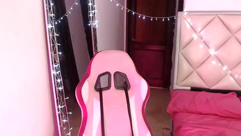 Dannamunoz130 online show from 12.28.24