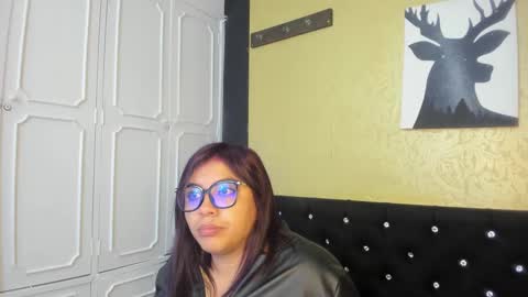 Danna Garza online show from 02.06.25