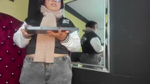 Danna Garza online show from 03.09.25