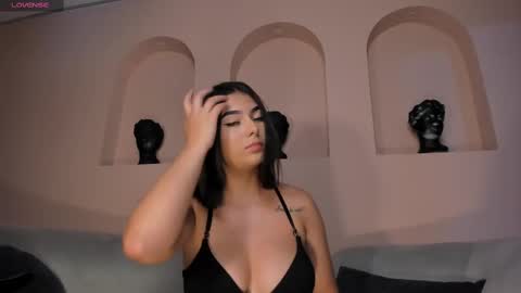 Danna Gibbs online show from 02.26.25
