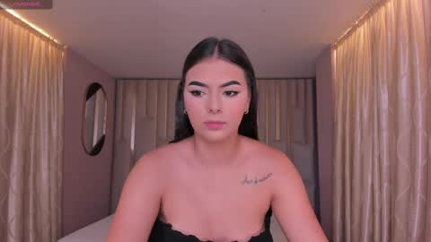 Danna Gibbs online show from 03.05.25
