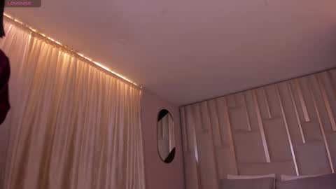 Danna Gibbs online show from 03.05.25