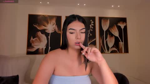 Danna Gibbs online show from 09.10.25