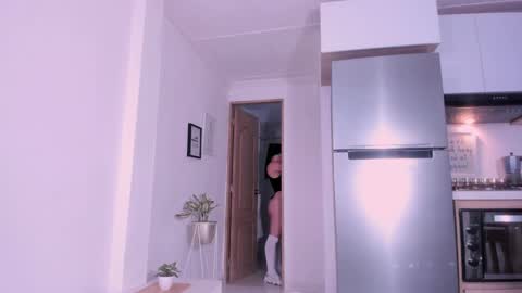 Snapshot of dannahyde chatting on 09.19.25 Insta DannaBlueX online show from 09.19.25