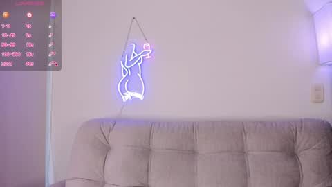 danna  online show from 12.17.24