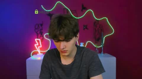 danny_dark1 online show from 04.22.26