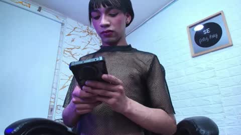 Snapshot of danny_lux chatting on 09.18.25 Danny online show from 09.18.25