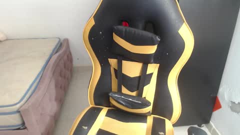 Snapshot of danny_sweettt chatting on 10.03.25 danny.......... guys I have onlyfans follow me I am new I want to share with you many things I love you online show from 10.03.25