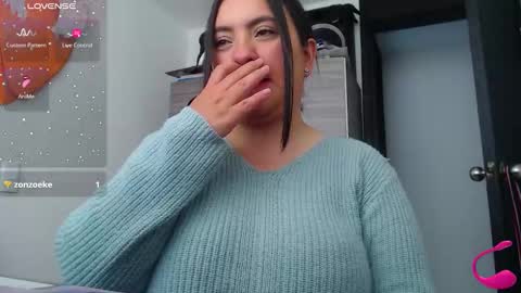 Snapshot of dannyroussette chatting on 11.19.25 Follow me Control lovense free D online show from 11.19.25