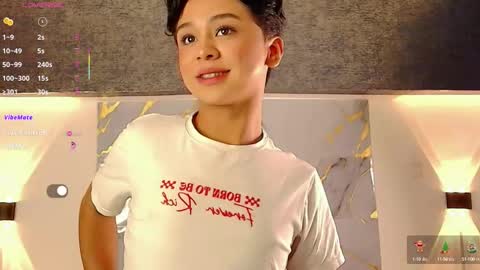 Snapshot of dante_bre chatting on 09.25.25 dante_bre online show from 09.25.25