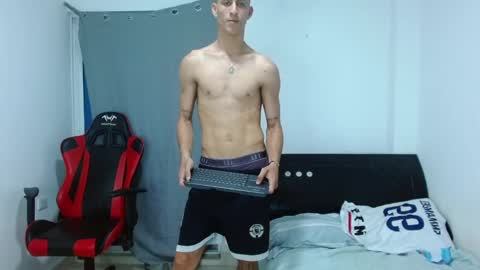 Snapshot of dante_lord chatting on 01.29.25 Dante online show from 01.29.25