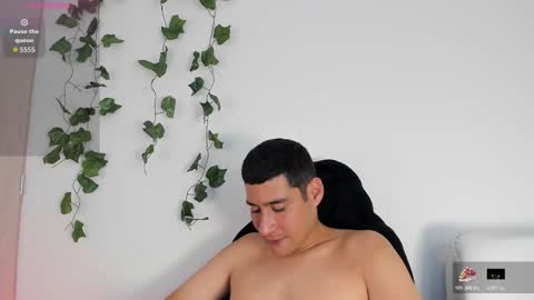 Snapshot of dante_steel727 chatting on 10.31.25 leo online show from 10.31.25