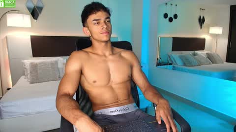 Snapshot of danteestone chatting on 12.21.24 Dante online show from 12.21.24