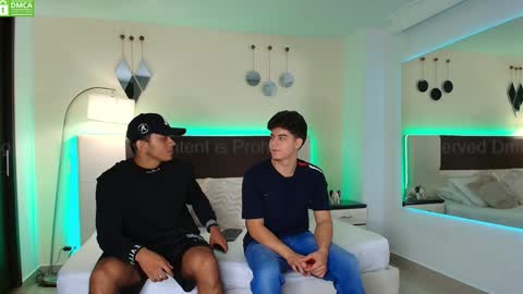 Snapshot of danteestone chatting on 01.18.25 Dante online show from 01.18.25